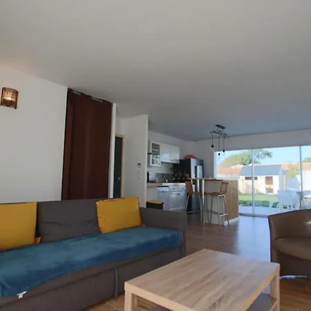 Holiday home House In The Castle Of Oleron *